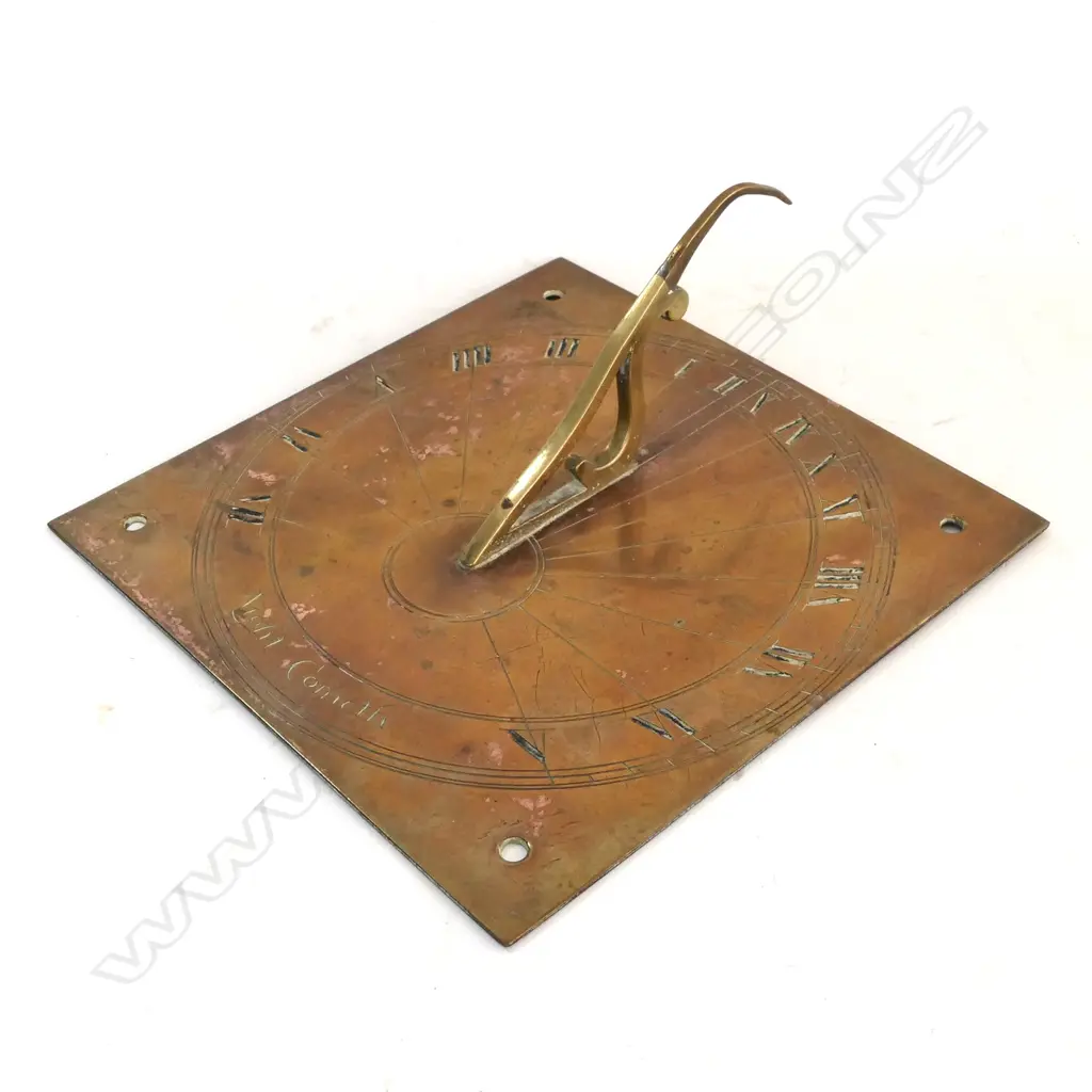 VINTAGE SQUARE BRASS SUNDIAL, 'NIGHT COME', W. 23mm Image 1++